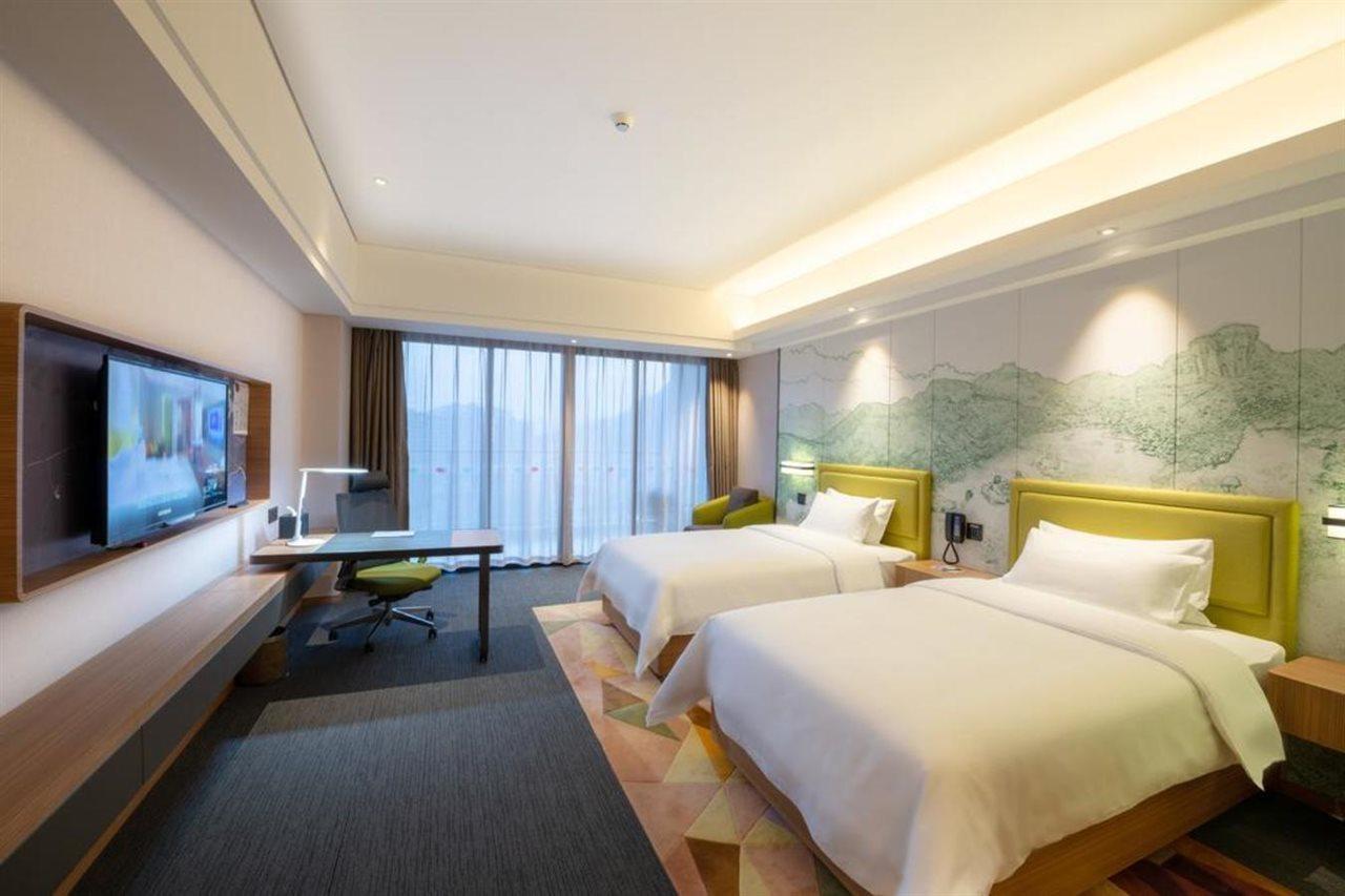 Hotel Hampton By Hilton Qingyuan Qingxin District Extérieur photo