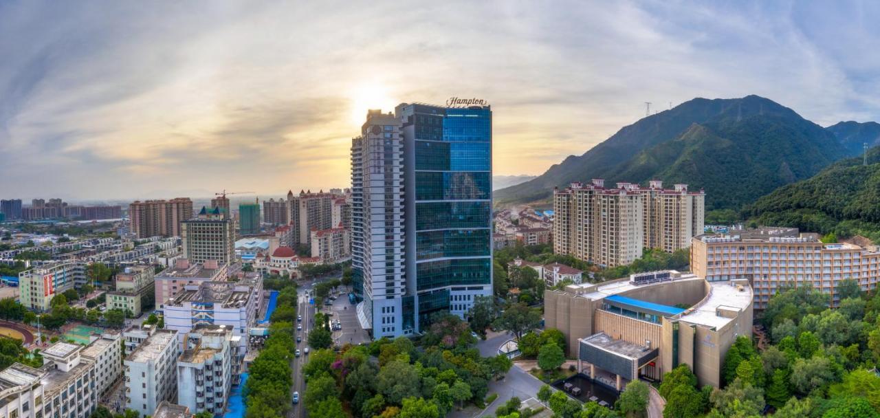 Hotel Hampton By Hilton Qingyuan Qingxin District Extérieur photo